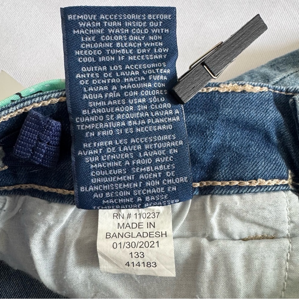 Studio V High-Waisted Denim Shorts with Bandana Scarf Belt - Girls Size 14 NWT - Picture 4 of 8